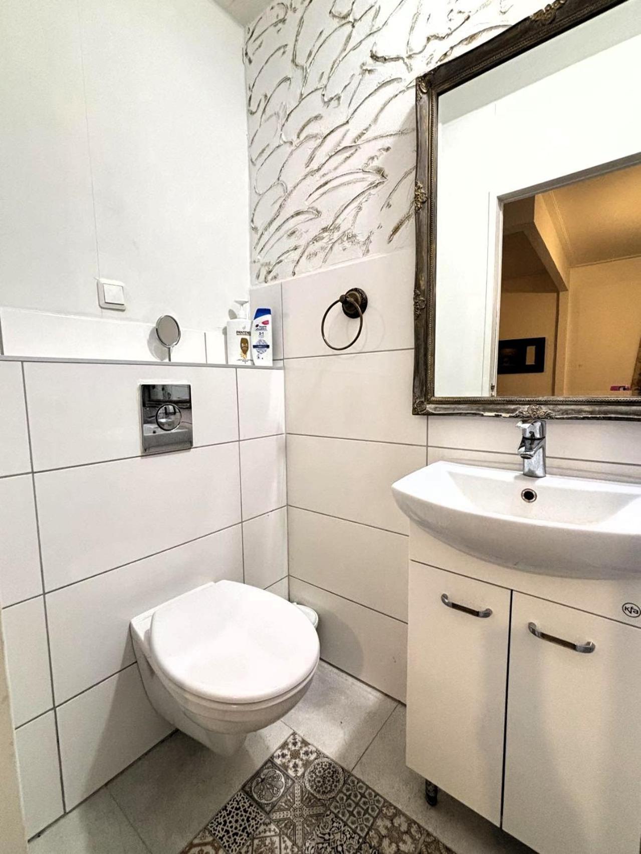 Akureyri Center Rooms Екстер'єр фото